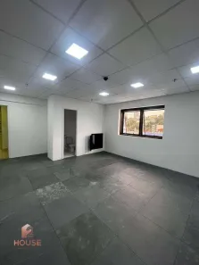 Sala Comercial à venda, 33m² no Jardim das Cerejeiras, Arujá