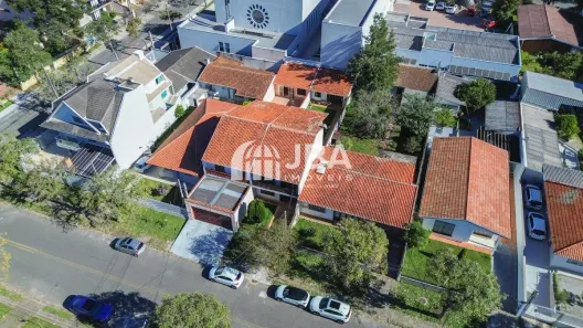 Sobrado com 3 Quartos à venda, 191m² no Jardim das Américas, Curitiba