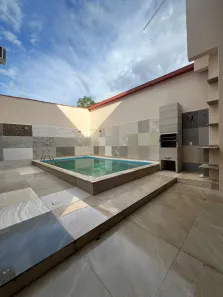 Casa com 3 Quartos para venda ou aluguel, 216m² no Estação Experimental, Rio Branco