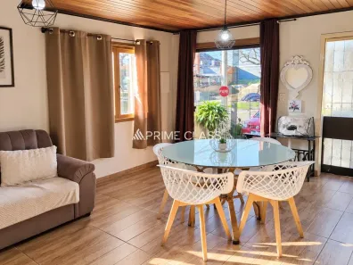 Sobrado com 4 Quartos à venda, 185m² no São José, Canoas