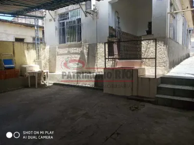 Casa com 2 Quartos à venda, 325m² no Ramos, Rio de Janeiro