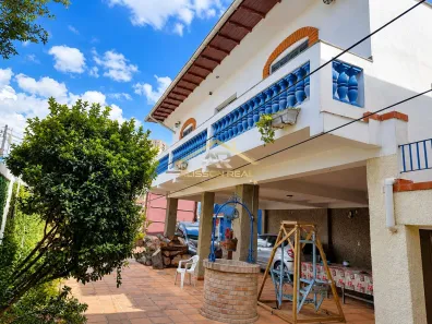 Casa com 3 Quartos à venda, 172m² no Jardim das Belezas, Carapicuíba