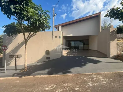 Casa com 3 Quartos à venda, 192m² no Residencial Frangão, Ibiporã