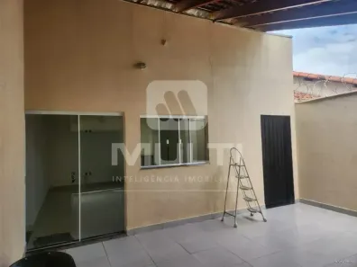 Casa com 2 Quartos à venda, 71m² no Jardim Europa, Uberlândia