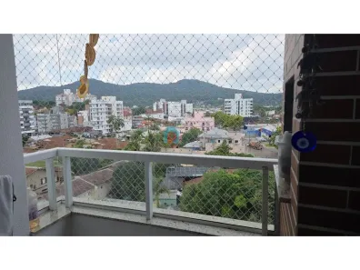Apartamento com 3 Quartos à venda, 70m² no Saguaçu, Joinville