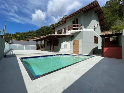 Casa com 4 Quartos à venda, 198m² no Serra Grande, Niterói
