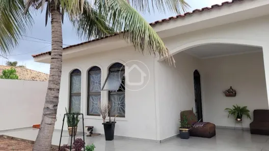 Casa com 4 Quartos à venda, 203m² no Caiçara, Campo Grande