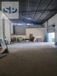 Galpão/Depósito/Armazém à venda, 372m² no Vila Carbone, São Paulo