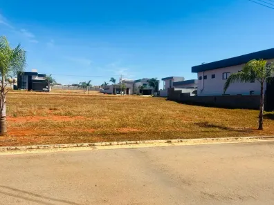 Lote/Terreno à venda, 360m² no Condomínio Residencial Gaudi, Anápolis