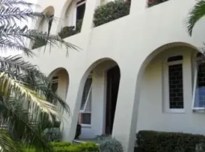 Casa com 5 Quartos à venda, 410m² no Jardim Shangri-Lá, Cuiabá