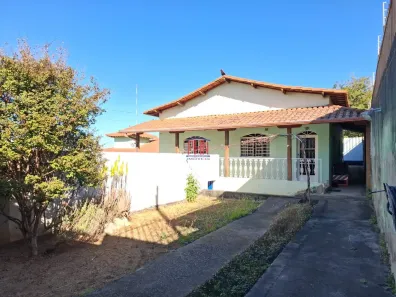 Casa com 3 Quartos à venda, 310m² no Camargos, Belo Horizonte