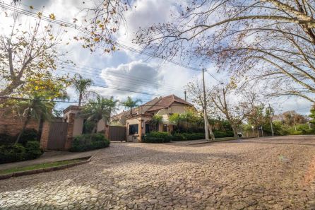 Casa de Condomínio com 3 Quartos à venda, 487m² no Boa Vista, Porto Alegre