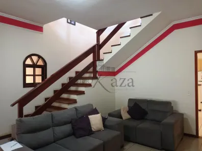 Sobrado com 3 Quartos à venda, 193m² no Residencial Bosque dos Ipês, São José dos Campos
