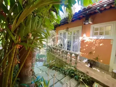 Casa com 3 Quartos à venda, 145m² no Fazenda Inglesa, Petrópolis