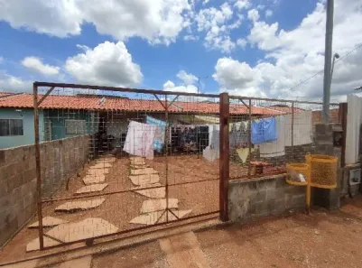 Casa com 2 Quartos à venda, 180m² no Jardim Bandeirante, Luziânia