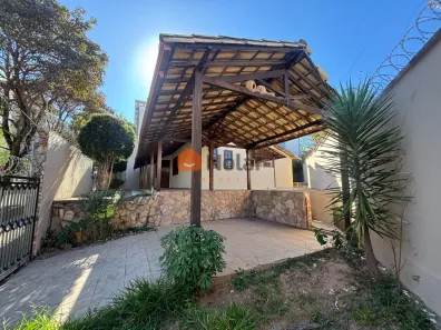 Casa com 3 Quartos à venda, 161m² no Fernão Dias, Belo Horizonte