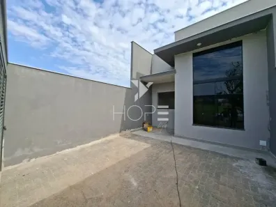 Casa com 3 Quartos à venda, 71m² no Jardim Montecatini, Londrina