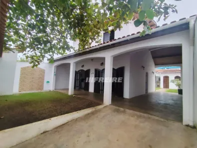 Sobrado com 5 Quartos à venda, 176m² no Nova Itanhaém - Interior, Itanhaém