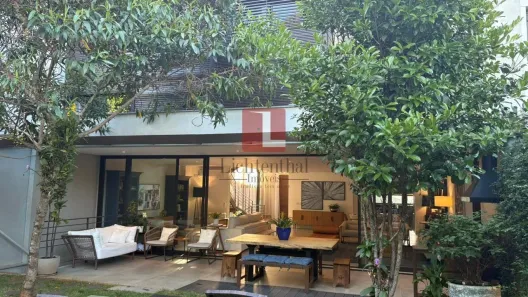 Casa de Condomínio com 4 Quartos para alugar, 400m² no Jardim Petrópolis, São Paulo