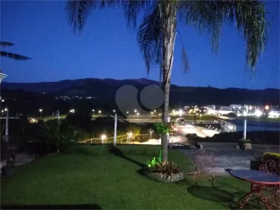 Sobrado com 4 Quartos à venda, 300m² no Jardim Estância Brasil, Atibaia