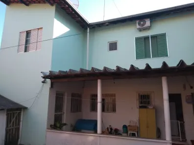 Casa com 2 Quartos à venda, 134m² no Centro, Boituva