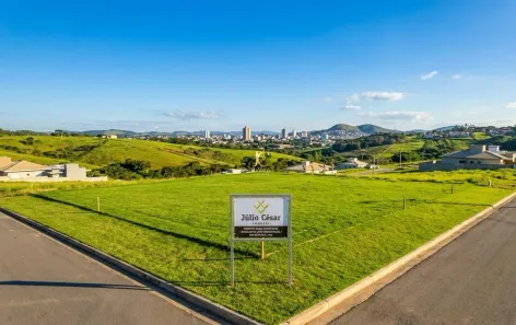 Lote/Terreno à venda, 288m² no Juza Fonseca, Divinópolis