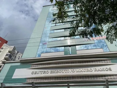 Sala Comercial à venda, 57m² no Centro, Florianópolis