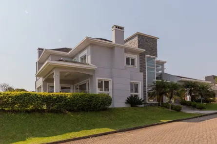 Casa de Condomínio com 3 Quartos à venda, 410m² no Krahe, Viamão