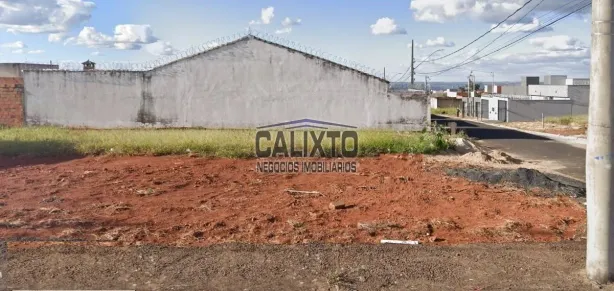 Lote/Terreno à venda, 270m² no Jardim Ipanema, Uberlândia