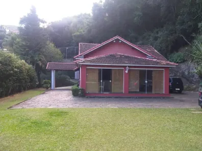 Casa com 5 Quartos à venda, 2000m² no Corrêas, Petrópolis
