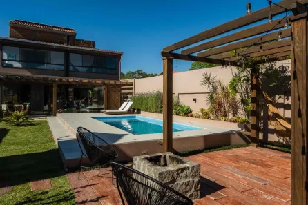 Casa com 4 Quartos à venda, 350m² no Laranjal, Pelotas