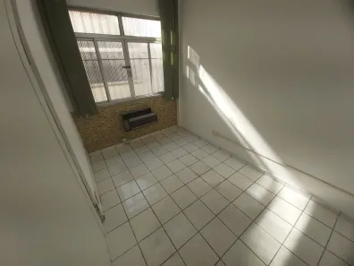 Sala Comercial com 2 Quartos para alugar, 30m² no São Cristóvão, Rio de Janeiro