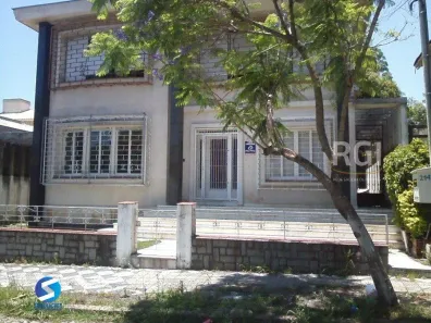 Casa com 6 Quartos à venda, 672m² no São João, Porto Alegre