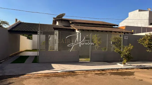 Casa com 3 Quartos à venda, 141m² no Santa Cruz, Cuiabá