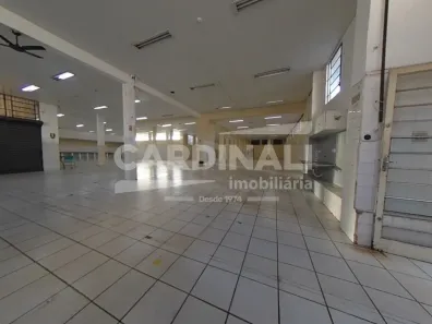 Galpão/Depósito/Armazém para alugar, 934m² no Chácara Parollo, São Carlos