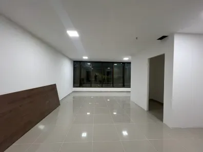 Sala Comercial à venda, 41m² no São Cristóvão, Salvador