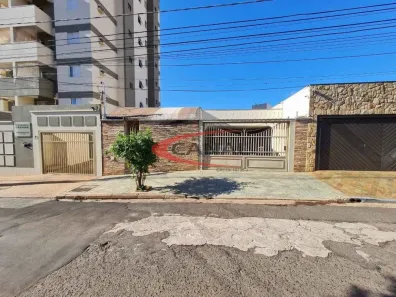 Casa com 3 Quartos à venda, 210m² no Vila Nova Cidade Universitária, Bauru
