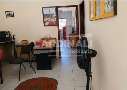 Casa com 2 Quartos à venda, 238m² no Vila Boa Vista, São Carlos