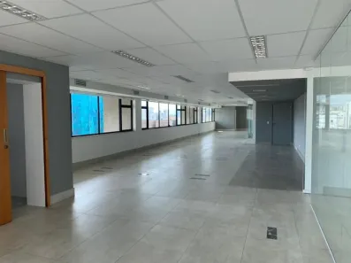 Sala Comercial para alugar, 415m² no Indianópolis, São Paulo