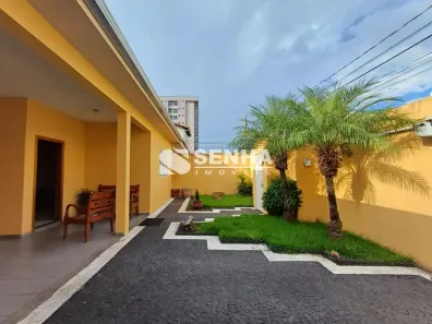 Casa com 3 Quartos à venda, 180m² no Santa Mônica, Uberlândia