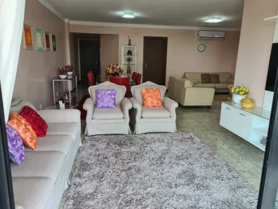 Apartamento com 4 Quartos para alugar, 200m² no Ponta Negra, Manaus