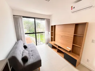 Apartamento com 2 Quartos à venda, 61m² no Carvoeira, Florianópolis