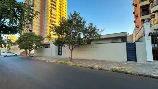 Casa com 4 Quartos à venda, 214m² no Vila Seixas, Ribeirão Preto
