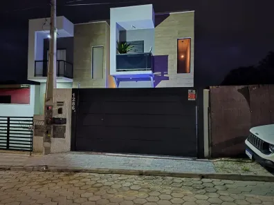 Sobrado com 3 Quartos à venda, 112m² no São João do Rio Vermelho, Florianópolis