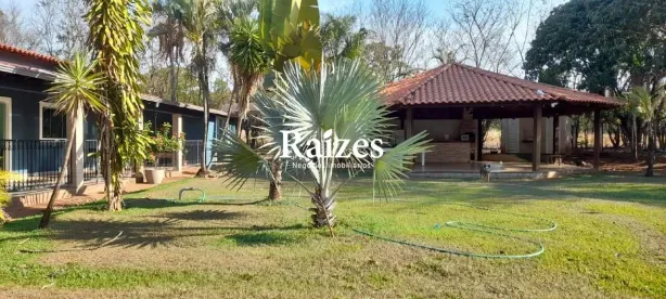 Fazenda/Sítio com 3 Quartos à venda, 22000m² no Área Rural de Uberlândia, Uberlândia