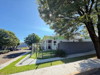 Casa com 3 Quartos à venda, 132m² no Galeão, Maringá