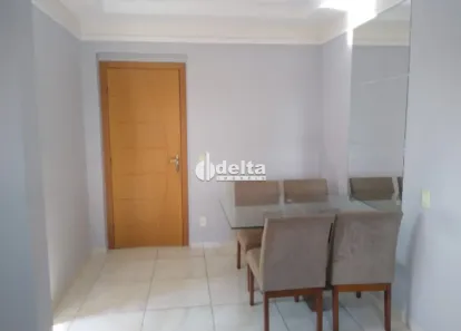 Apartamento com 2 Quartos para alugar, 49m² no Jardim Patrícia, Uberlândia