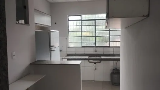 Kitnet com 1 Quarto para alugar, 35m² no Aterrado, Volta Redonda