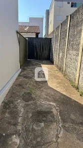 Casa com 3 Quartos à venda, 300m² no Segismundo Pereira, Uberlândia