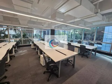 Sala Comercial para alugar, 395m² no Vila Olímpia, São Paulo